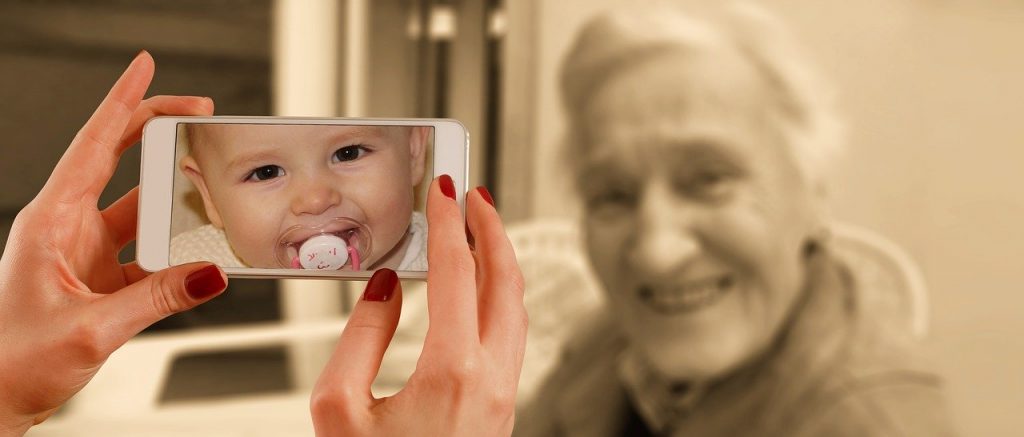 Smartphone 1987212 1280 1024x437